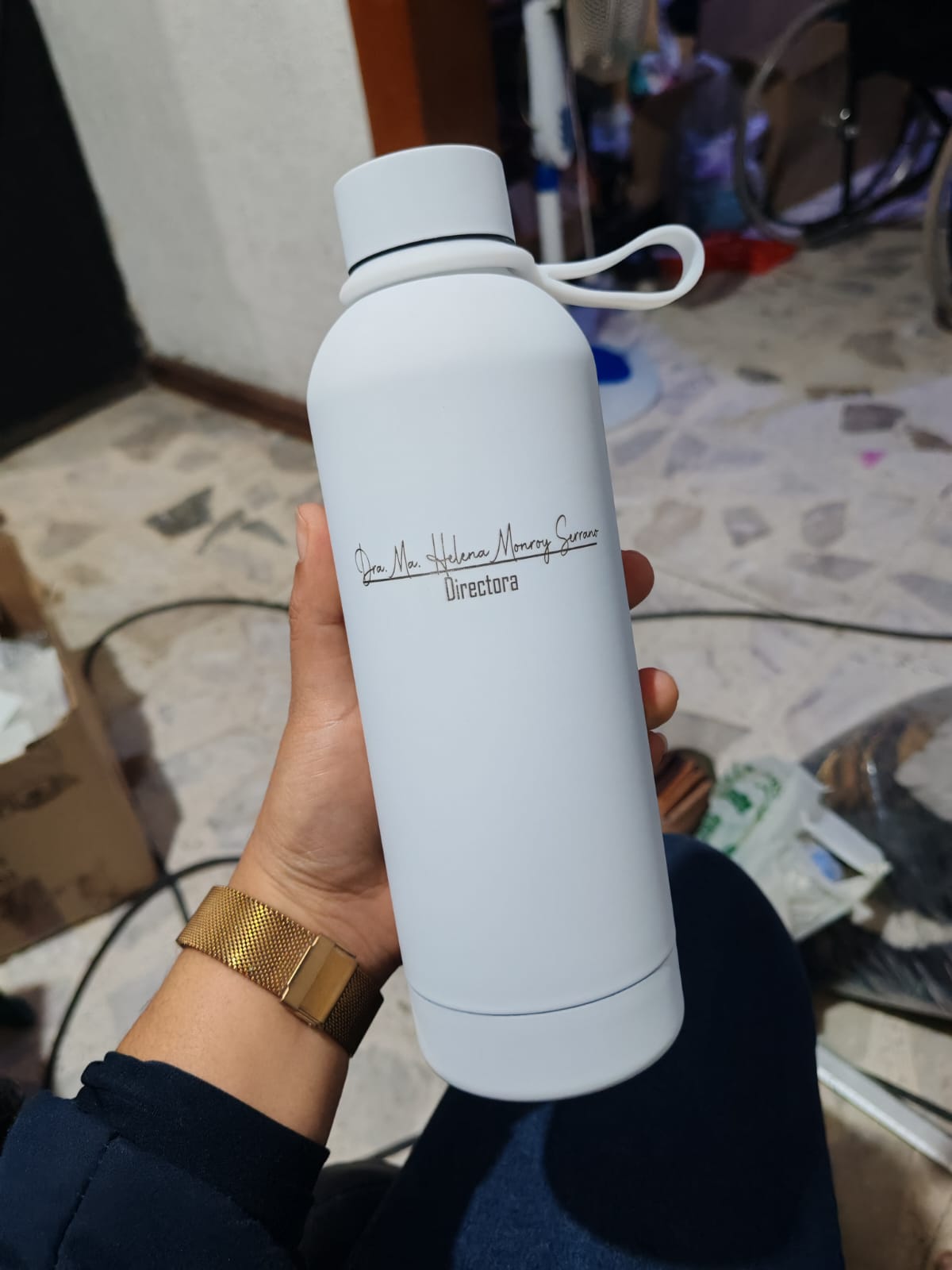 Botella metálica grabada láser personalizada