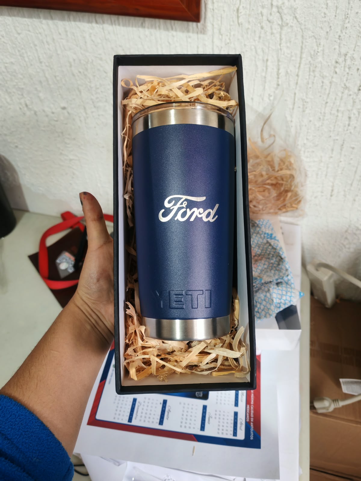 Termo grabado láser en metal para Ford